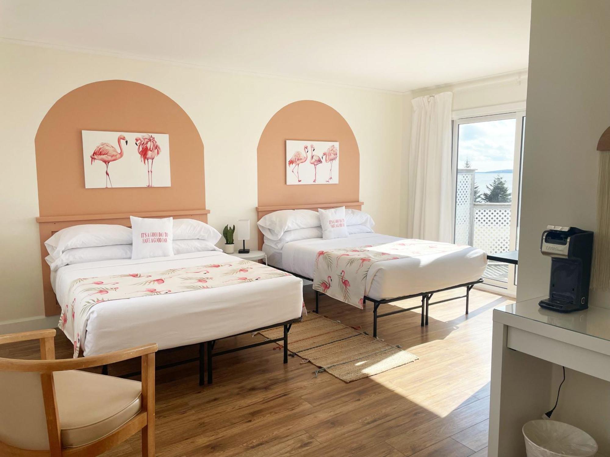 The Marmalade Motel Port Dufferin 외부 사진
